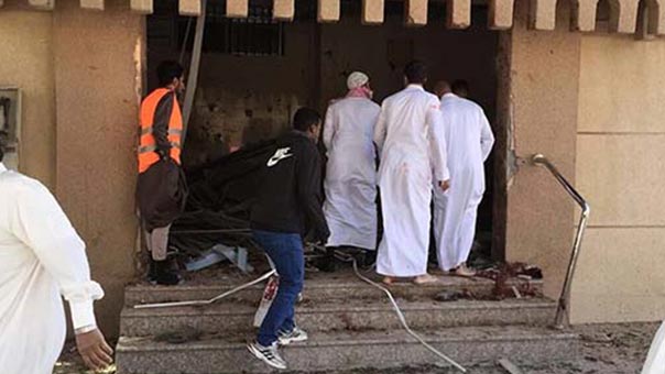 شهداء وجرحى بهجوم إرهابي ثلاثي على مسجد الامام الرضا (ع) في الأحساء بالسعودية