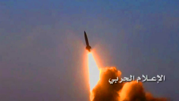  نيران التوشكا تحرقهم مجدداً .. قصف أكبر تجمع لقوات العدوان على اليمن