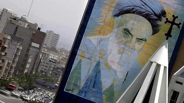 ما لا تعرفونه عن الحريات الدينية في ايران؟!