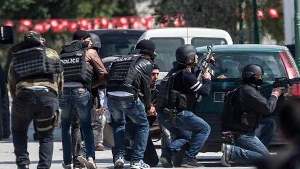 تونس تغلق الحدود مع ليبيا بعد مواجهات دامية مع ارهابيين في بنقردان