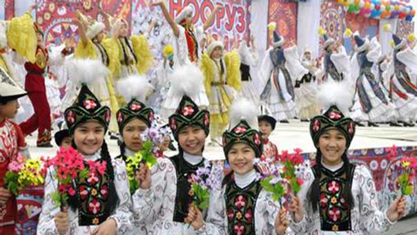 &rsquo;النوروز&rsquo;.. تحتفي به أعراق شتى.. و&rsquo;داعش&rsquo; &rsquo;تنصب&rsquo; له &rsquo;شرطتها&rsquo;