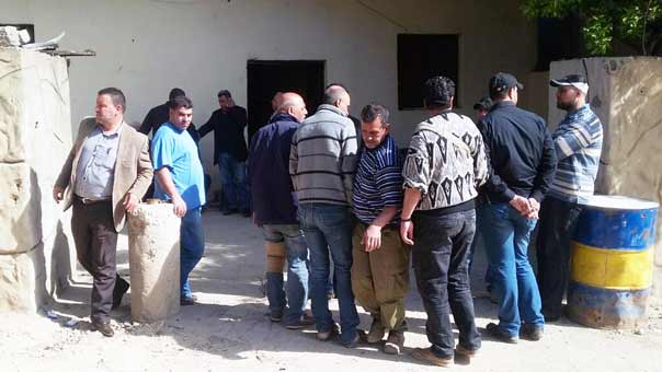 اتفاق وقف إطلاق النار يخترق في مخيم عين الحلوة والاشتباكات تعود مجدداً
