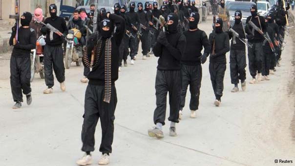 &rsquo;النصرة&rsquo; تهاجم مقار &rsquo;جيش الإسلام&rsquo; في الغوطة الشرقية.. وتقتل 10 مدنيين في حلب