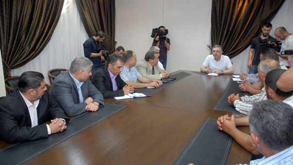 بحث سبل إنجاز المصالحة في كفريا والفوعة ومضايا والزبداني.. حيدر: الوطن ينتصر بتكامل جهود أبنائه