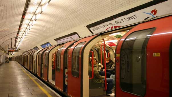 &rsquo;داعش&rsquo; يحذر سكان مدينة لندن من ركوب مترو الأنفاق