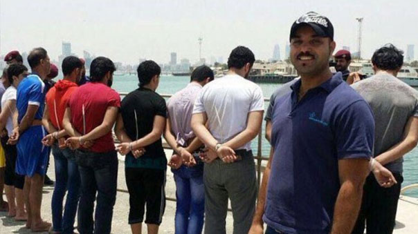 شرطة بحرينيون ينشرون صوراً &rsquo;تذكارية&rsquo; لهم مع معتقلين سياسيين للتشهير بهم