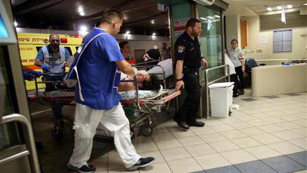  كيان العدو يُلغِي تصَاريِح دخول 83 ألف فلسطيني إلى فلسطين المحتلَّة إثرَ عملية &rsquo;تل أبيب&rsquo;