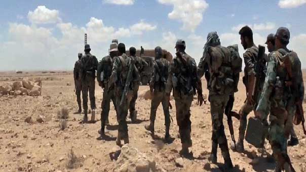 الجيش السوري يحبط هجوماً إرهابياً بريف حماة.. ويدمر آليات ومستودع أسلحة للارهابيين بدير الزور