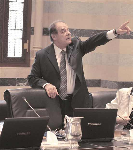 سجعان قزي المفصول من &laquo;الكتائب&raquo;: لن أغادر وزارتي!