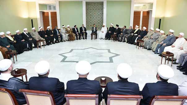 الرئيس الأسد لوفد من علماء الدين الإسلامي: حالة التنوع التي تعيشها سورية لن يحميها إلا الوعي الشعبي للمجتمع