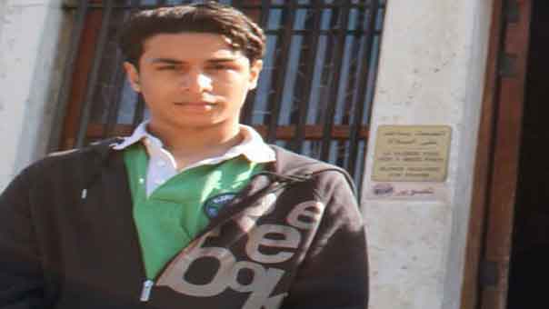 علي النمر من الطفولة للشباب بين أقبية السجون