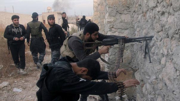 مقتل عشرات المسلحين في غارات لسلاحي الجو السوري والروسي في ريف حلب الشمالي