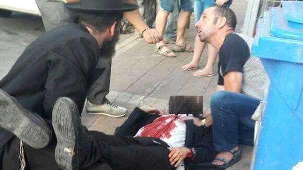 مقتل مستوطنة وإصابة 3 آخرين بعمليتي طعن في نتانيا والخليل في فلسطين المحتلة