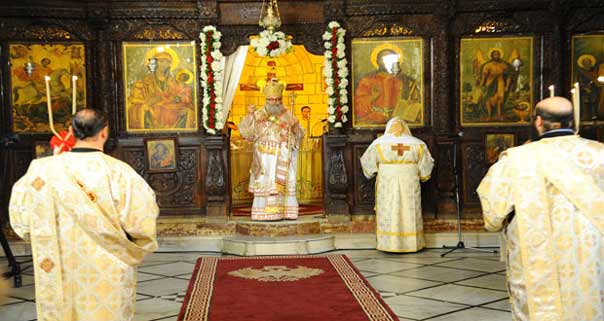 البطريرك يازجي ترأس قداسا في معرة صيدنايا: لن ننسى مطرانينا المخطوفين وكل المخطوفين من ابناء سوريا