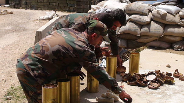 أزمة إنسانية جديدة يتسبب بها الإرهابيون في أحياء حلب الشرقية.. &rsquo;النصرة&rsquo; وأخواتها يمنعون لقمة العيش