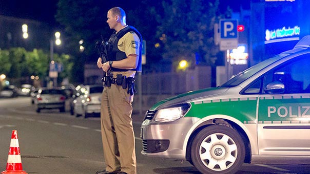 ألمانيا: قتيل و12 جريحا بانفجار في أحد مطاعم مدينة أنسباخ