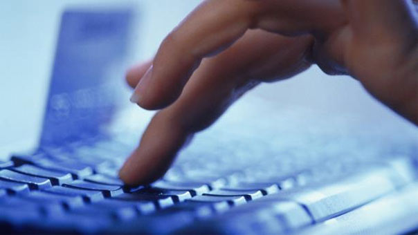 قانون الإعلام الكويتي يضيق الخناق على الصحف الإلكترونية