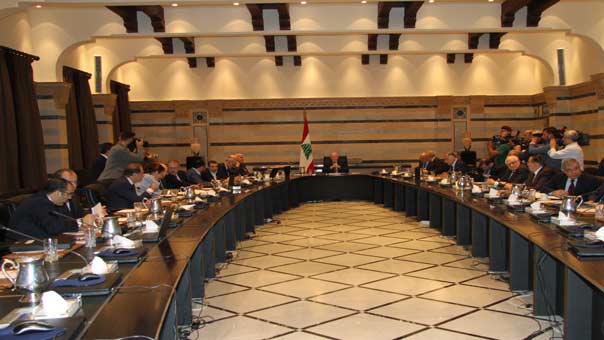 مجلس الوزراء قرر استكمال البحث في أوضاع الاتصالات في ضوء التحقيقات القضائية 