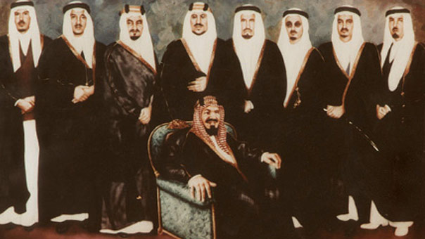 آل سعود .. أيادي مغلولة بالدم.