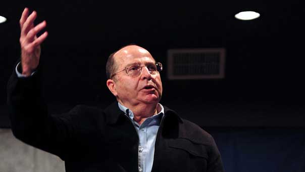 وزير الحرب السابق يعلون: لا تهديد وجودي على &rsquo;اسرائيل&rsquo; ويجب الكف عن التخويف