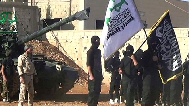 &rsquo;تويتر&rsquo; يفضح خلافات &rsquo;النصرة&rsquo; و&rsquo;أحرار الشام&rsquo;