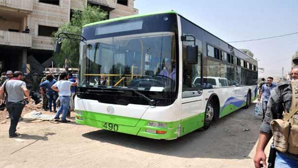 داريا عادت الى الربوع السورية..المسلحون الى إدلب والأهالي إلى مراكز الإقامة المؤقتة