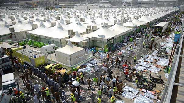 الحجاج يتوجهون إلى منى لإتمام مناسك الحج.. بعد عام على الفاجعة