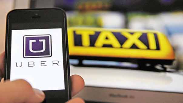 سعوديات يُقاطعن شركة &rsquo;أوبر&rsquo; لاستغلالها منع النساء من القيادة