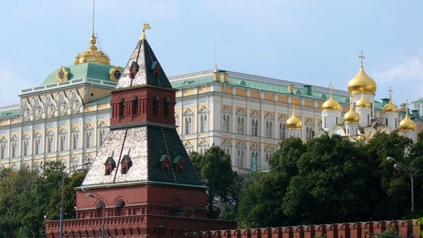 سوريا وروسيا تنفيان استهدافهما قافلة المساعدات الانسانية في ريف حلب