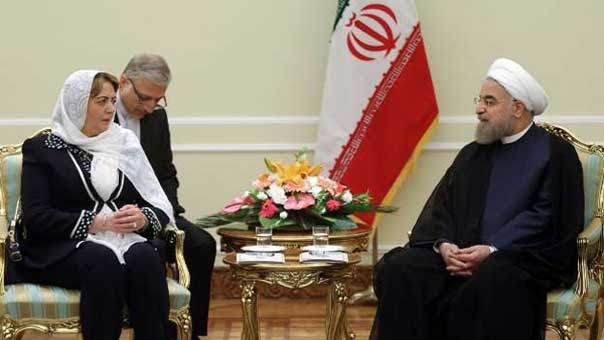 روحاني: إيران ستواصل دعم سوريا في محاربة الإرهاب