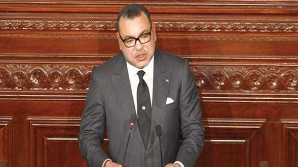 الملك المغربي ينتقد إدارة بلاده ويدعو للإصلاح خلال افتتاحه دورة البرلمان الأولى