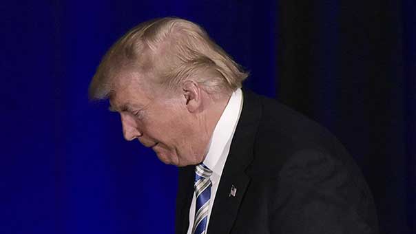  استطلاع: تدهور شعبية ترامب بين فئات الناخبين