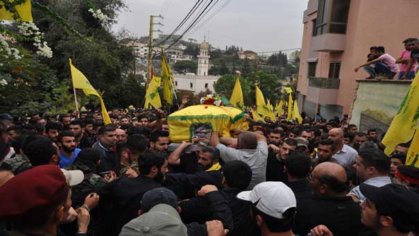 حزب الله وأهالي بلدة النميرية شيعوا الشهيد علي صادق صادق الى مثواه الاخير