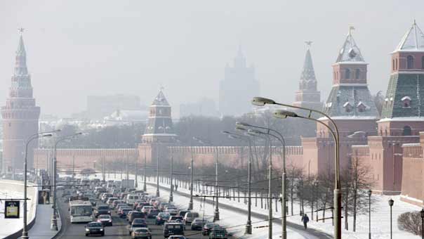 الكرملين يعلن شروط تمديد وقف العمليات الجوية الروسية في حلب