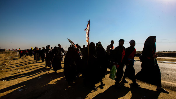 الداخلية العراقية: أكثر من مليون ونصف شخص دخلوا البلاد حتى الآن لإحياء أربعينية الإمام الحسين (ع)