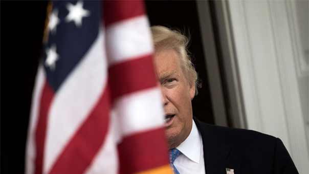 ترامب يريد تجاهل الأرض.. للتركيز على القمر