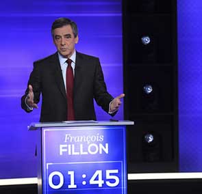 فيون: سياسة هولاند تجاه روسيا سخيفة