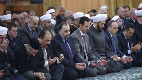 بالصور: الرئيس الأسد يشارك في الاحتفال بذكرى المولد النبوي الشريف في جامع عباد الرحمن بدمشق