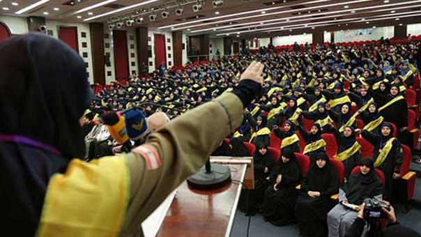 كشافة الإمام المهدي (عج) كرمت 448 نجمة ضمن مشروع ’نجمات البتول (ع)