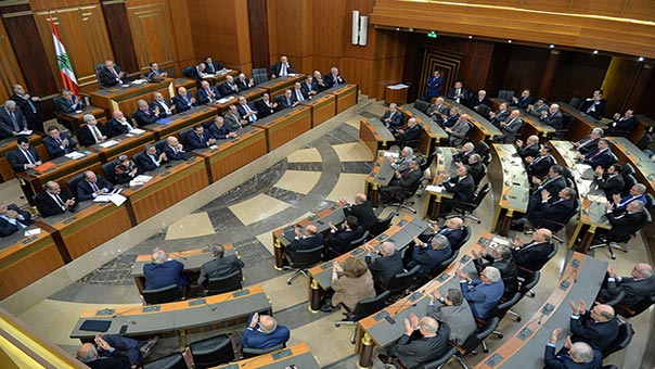 87 نائبًا منحوا ثقتهم لحكومة الحريري
