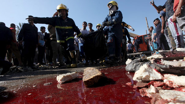 11 شهيداً بتفجير انتحاري استهدف سوقاً رئيسياً للخضار في بغداد