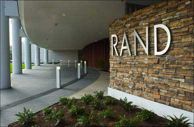 معهد &rsquo;راند&rsquo; الأميركي: انتشار الجماعات الإرهابية في سوريا يمثل التهديد الأكثر إلحاحاً للمصالح الأميركية