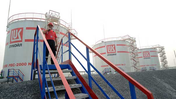 مشروع عقوبات أميركية جديدة يستهدف قطاع النفط الروسي