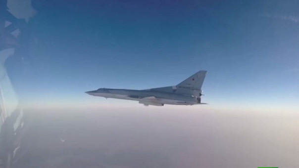 ضربات جوية مكثفة تستهدف داعش في دير الزور