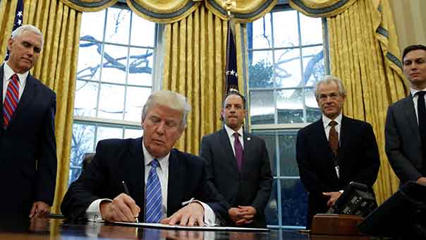 ردود فعل دولية على  قرار ترامب .. وظريف يعتبره هدية تقدم للمتطرفين
 