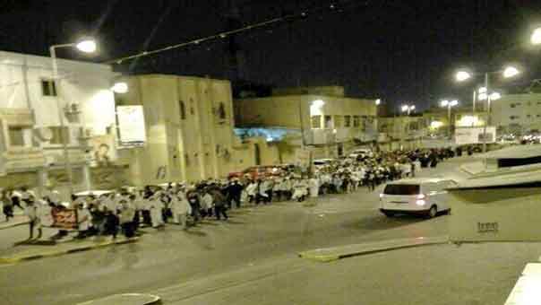 مسيرات الأكفان لبت النداء.. وعلماء البحرين يعتبرون أن المساس بالشيخ قاسم سيدفع الوطن الى منزلقات مدمرة