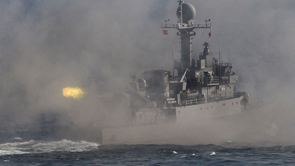 البحرية اليونانية تعترض زورقا تركيًا في بحر إيجه