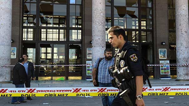 تركيا.. موجة تطهير جديدة تطال 4500 موظف