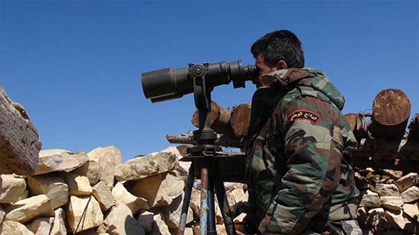 الجيش السوري يسيطر على تلال استراتيجية في ريف حمص ويشن عملية نوعية ضد &rsquo;داعش&rsquo; و&rsquo;النصرة&rsquo; في دير الزور