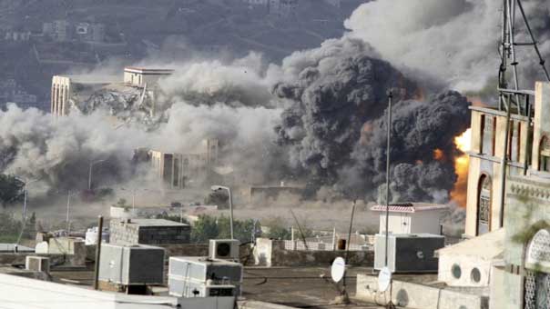 شهداء وجرحى بغارة للعدوان السعودي استهدفت مجلس عزاء للنساء بمديرية أرحب شمال صنعاء